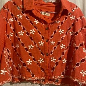 We The Free Orange/Coral Embroidered Cropped Button up Blouse M